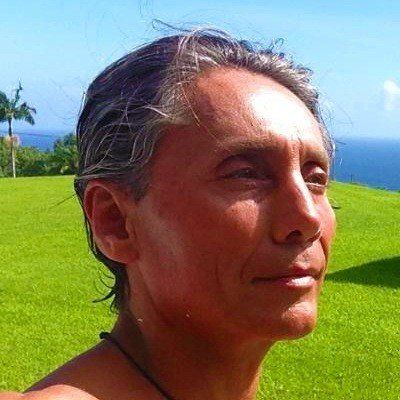Dr. Robert Cassar